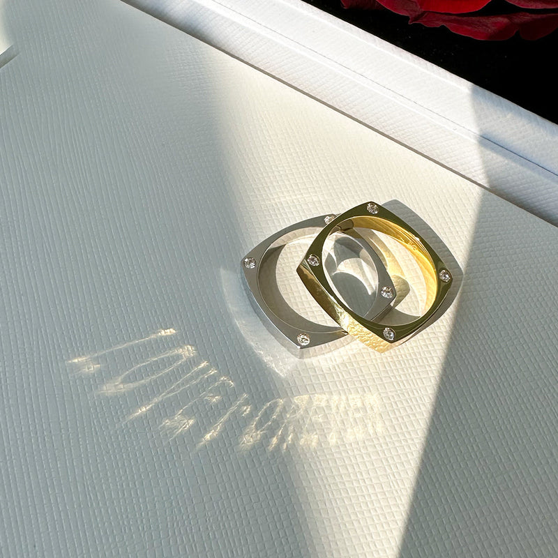 Close-up detail of Light Projection Ring - LOVE FOREVER - With Rosebox showing premium quality craftsmanship