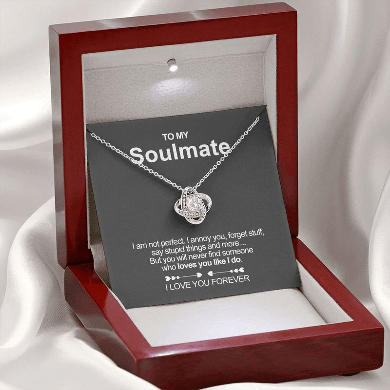 Close-up detail of Sterling Silver Necklace - To my Soulmate showing premium quality craftsmanship